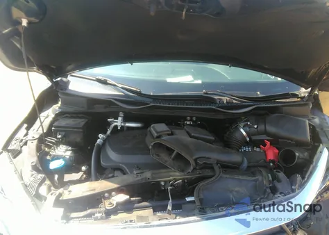 2022 Honda Odyssey Touring z USA, uszkodzony, nr VIN 5FNRL6H87NB056067